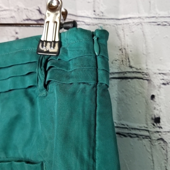 Cottagecore Feminien Pretty green teal embroidered shorts - Picture 5 of 10